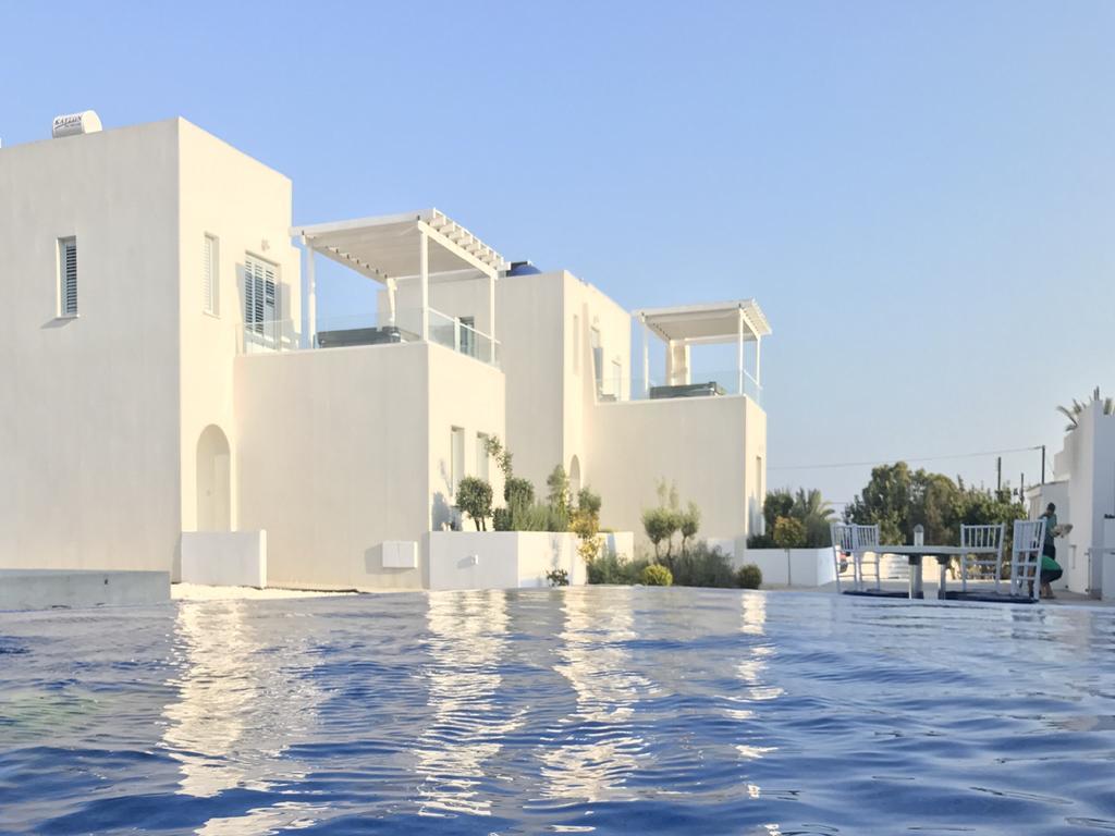 WaveBreeze Villas Paphos Esterno foto