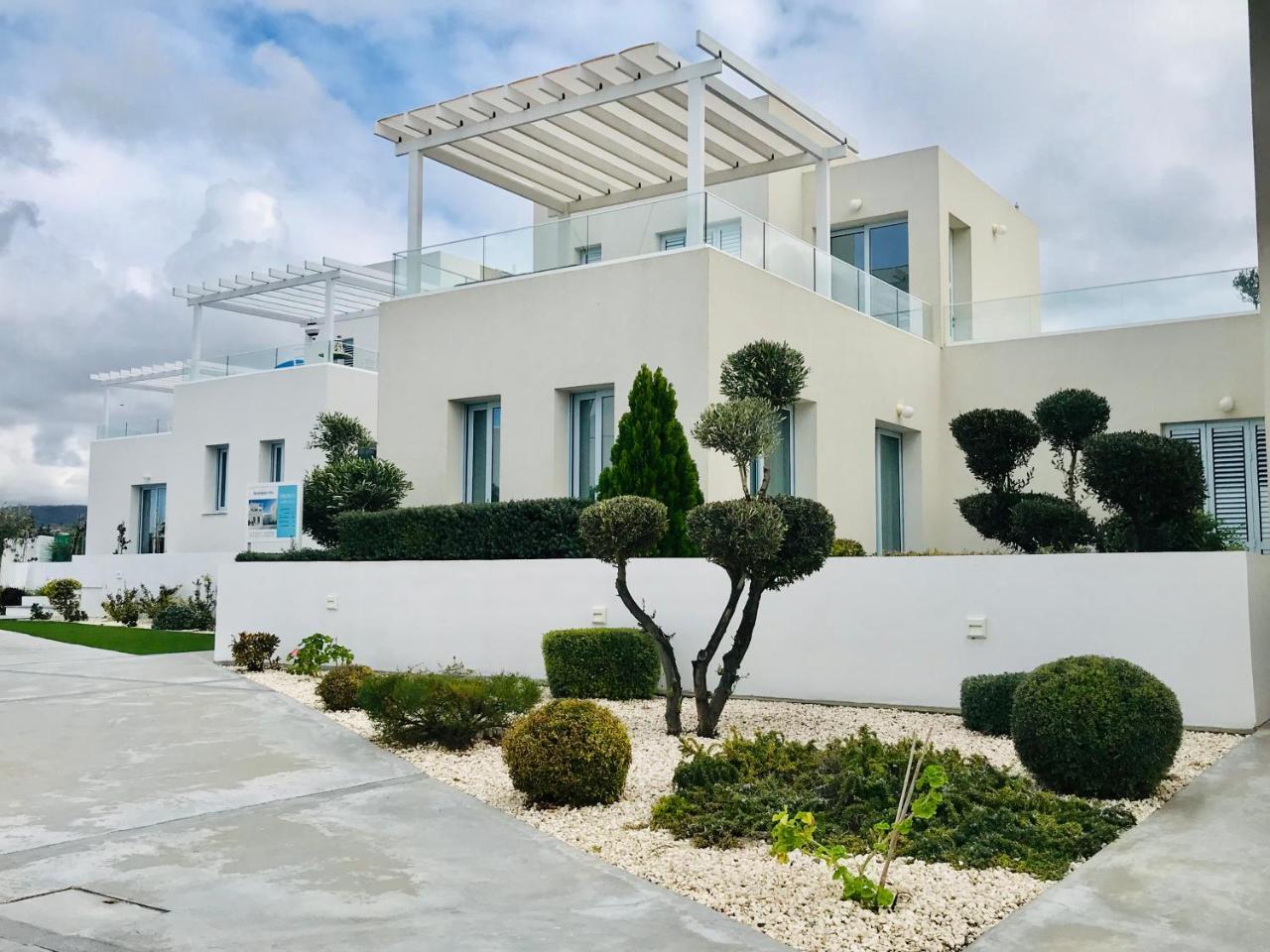 WaveBreeze Villas Paphos Esterno foto
